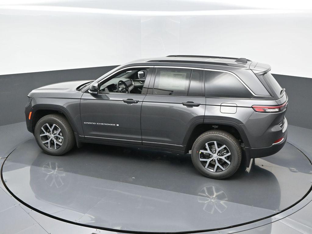 new 2025 Jeep Grand Cherokee car, priced at $52,110
