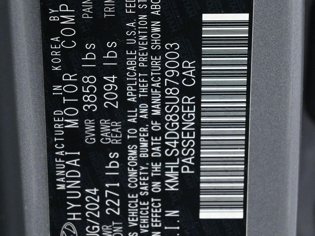 used 2025 Hyundai Elantra car, priced at $21,500