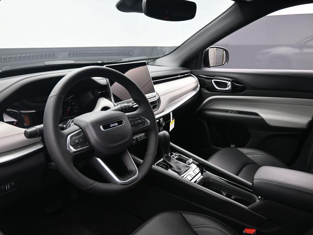 new 2026 Jeep Compass car, priced at $34,125