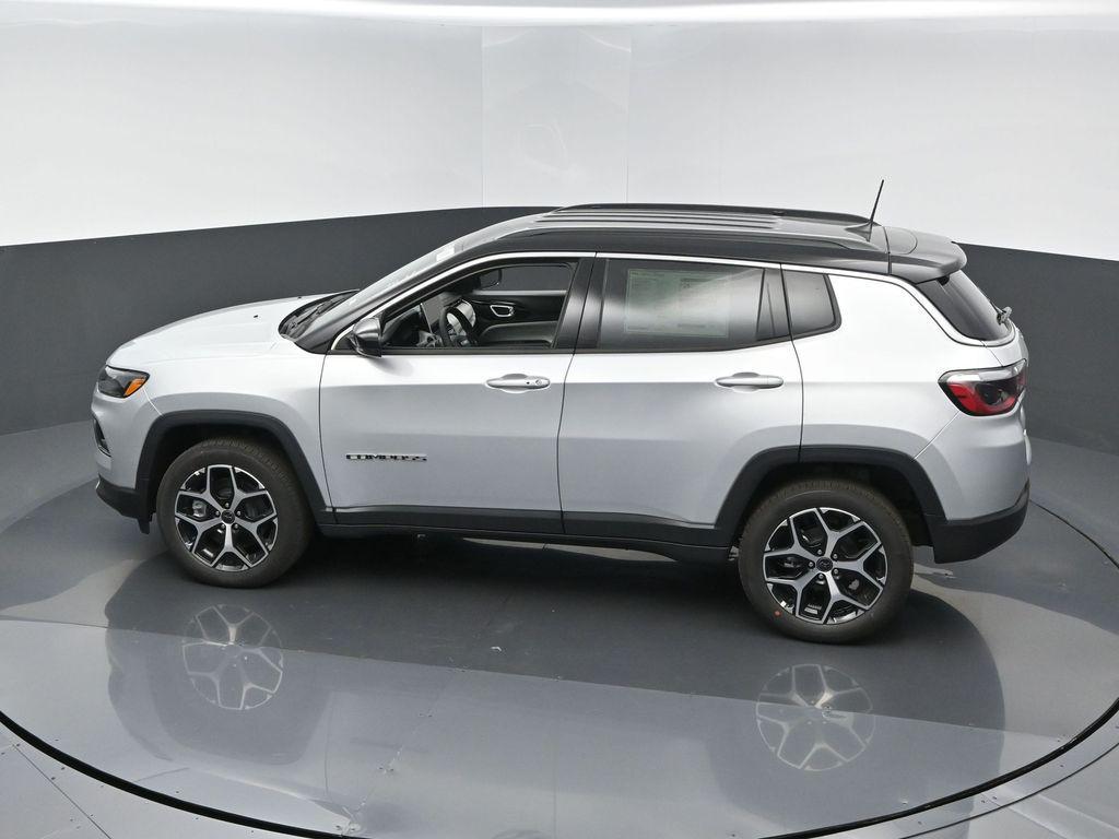 new 2026 Jeep Compass car, priced at $34,125