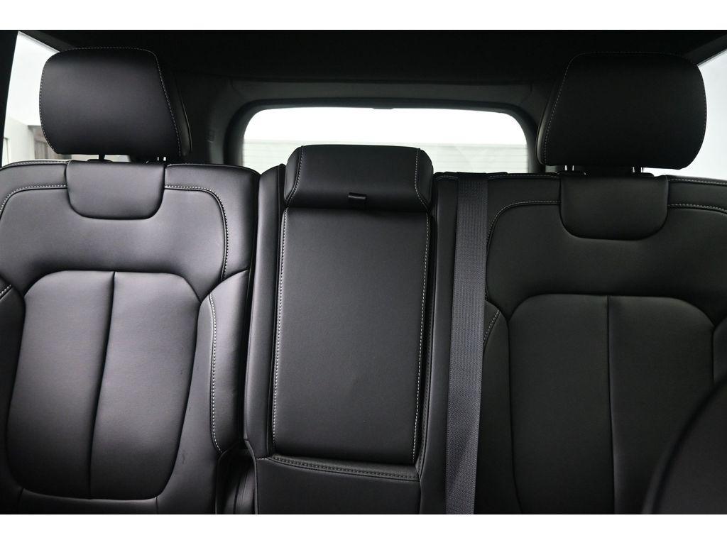 new 2026 Jeep Grand Cherokee car, priced at $46,110