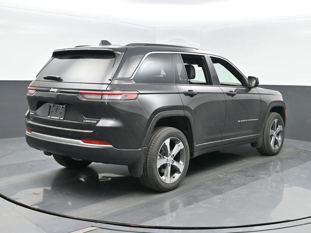 new 2026 Jeep Grand Cherokee car, priced at $49,930