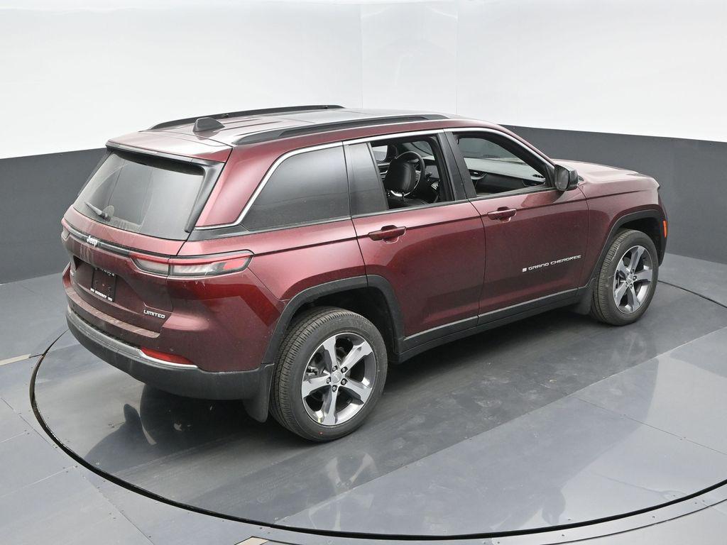 new 2026 Jeep Grand Cherokee car, priced at $49,930