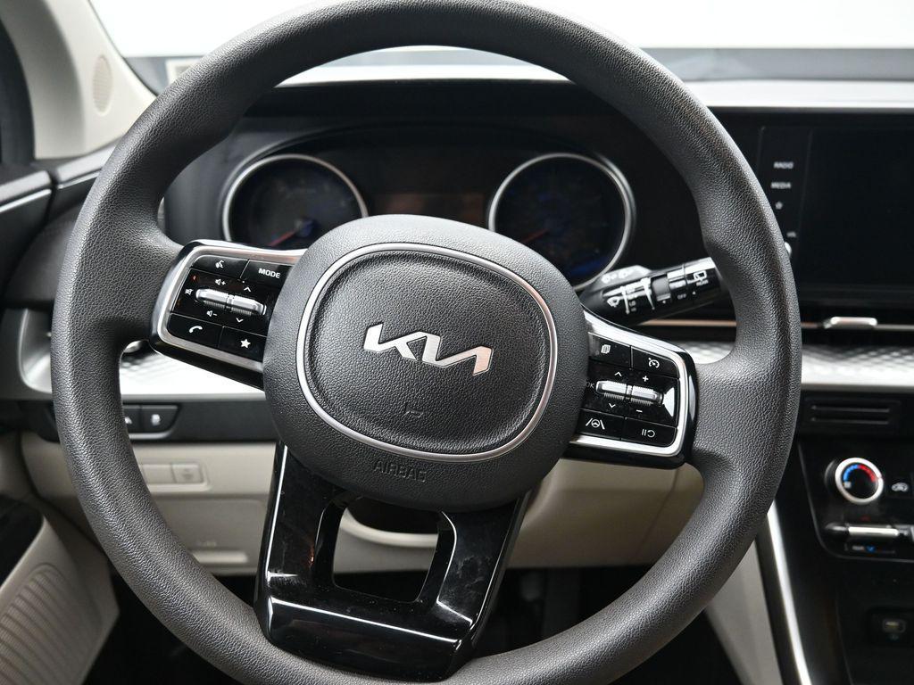 used 2022 Kia Carnival car, priced at $26,295