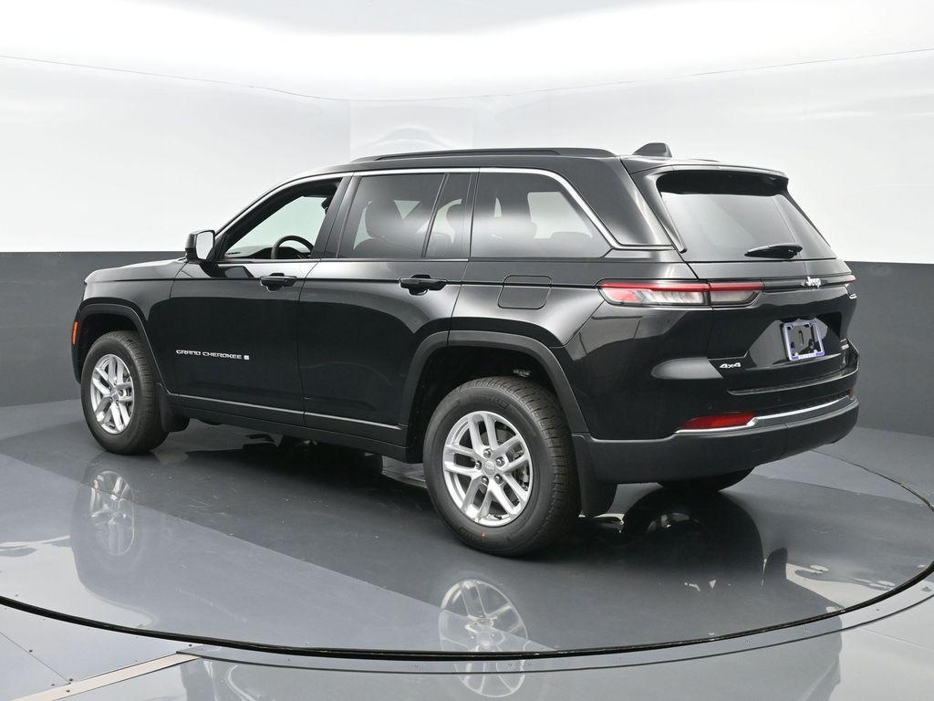 new 2025 Jeep Grand Cherokee car, priced at $39,095