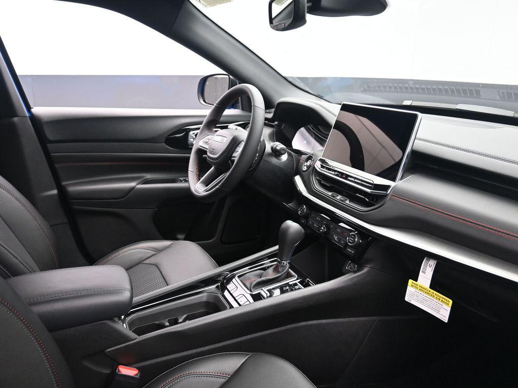 new 2026 Jeep Compass car, priced at $34,390