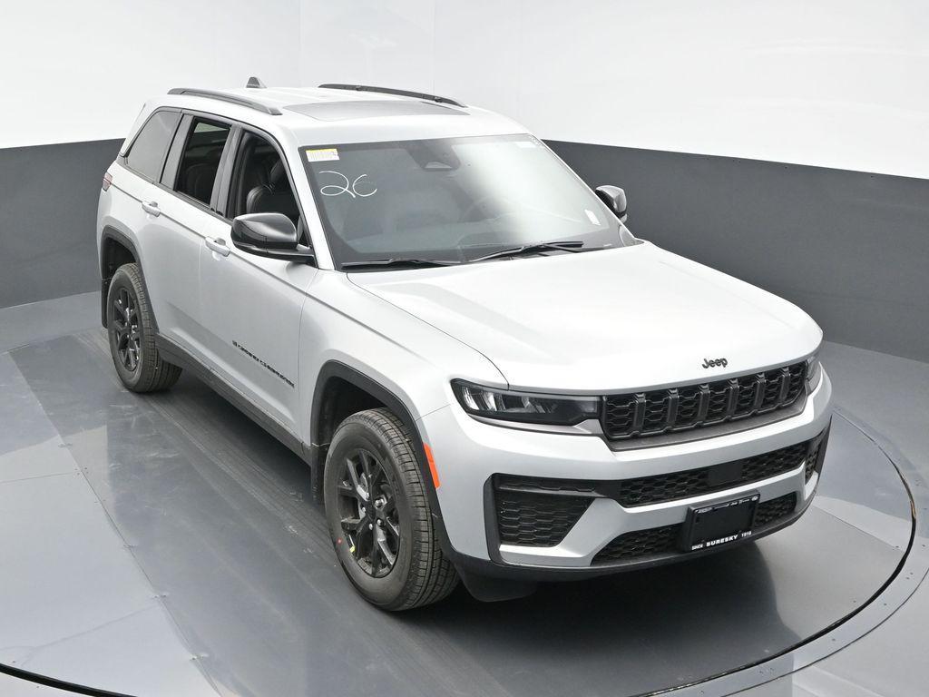 new 2026 Jeep Grand Cherokee car, priced at $49,050