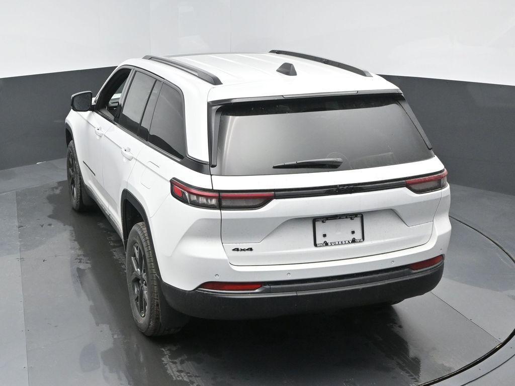 new 2026 Jeep Grand Cherokee car, priced at $48,875