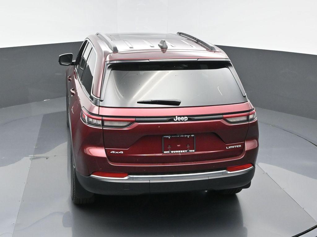 new 2025 Jeep Grand Cherokee car, priced at $49,185