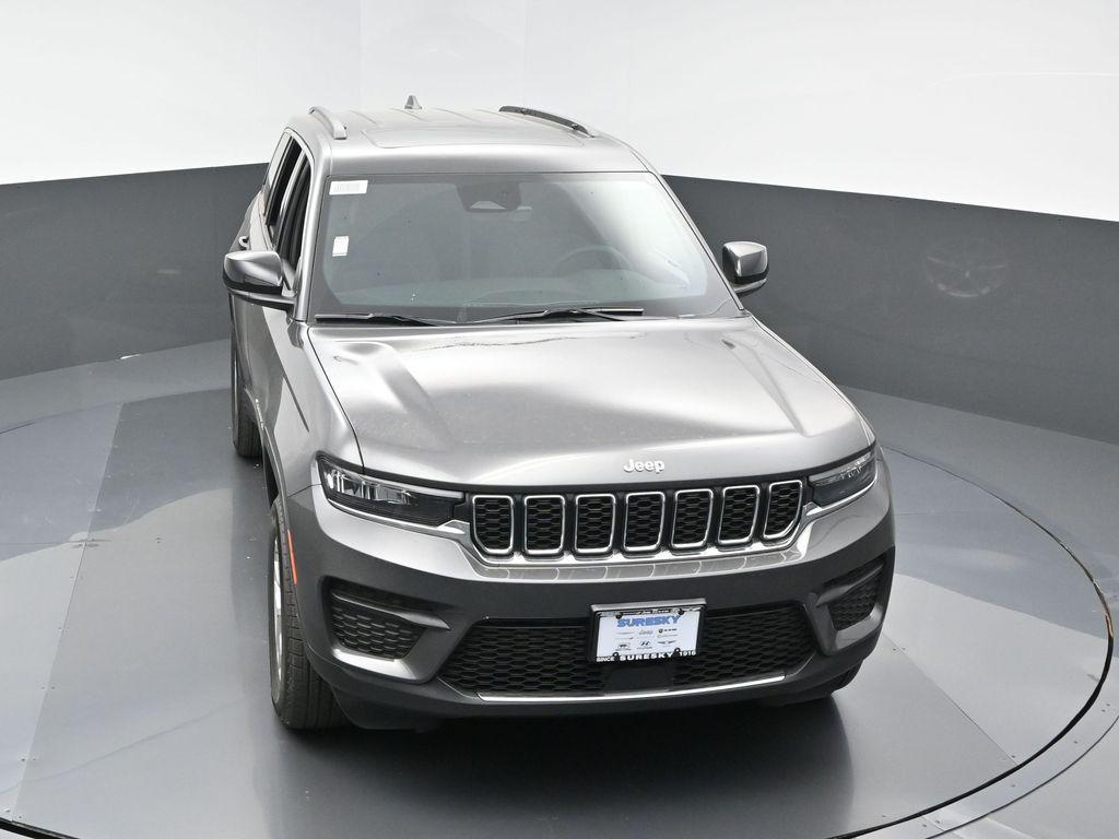 new 2025 Jeep Grand Cherokee car, priced at $41,095
