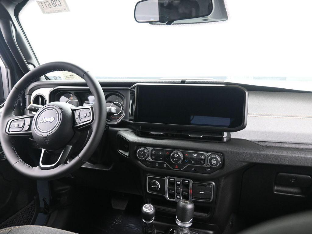 new 2026 Jeep Wrangler car, priced at $47,585