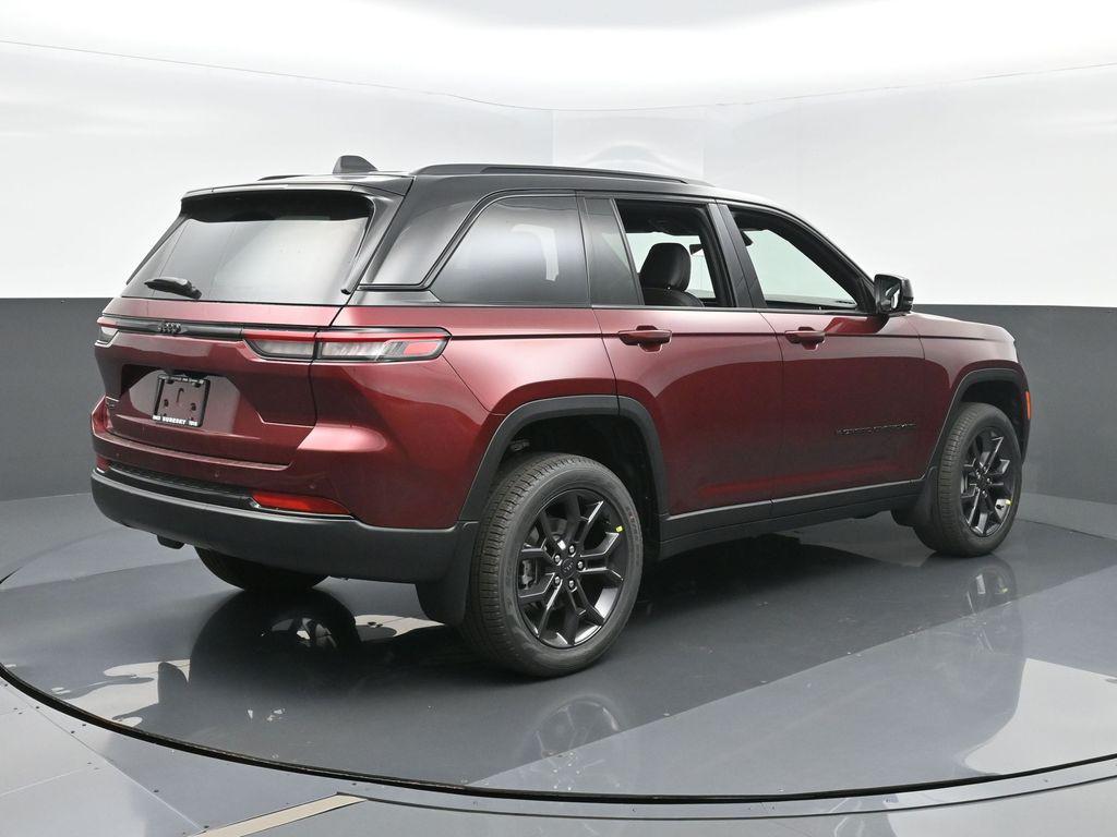 new 2025 Jeep Grand Cherokee car, priced at $44,255