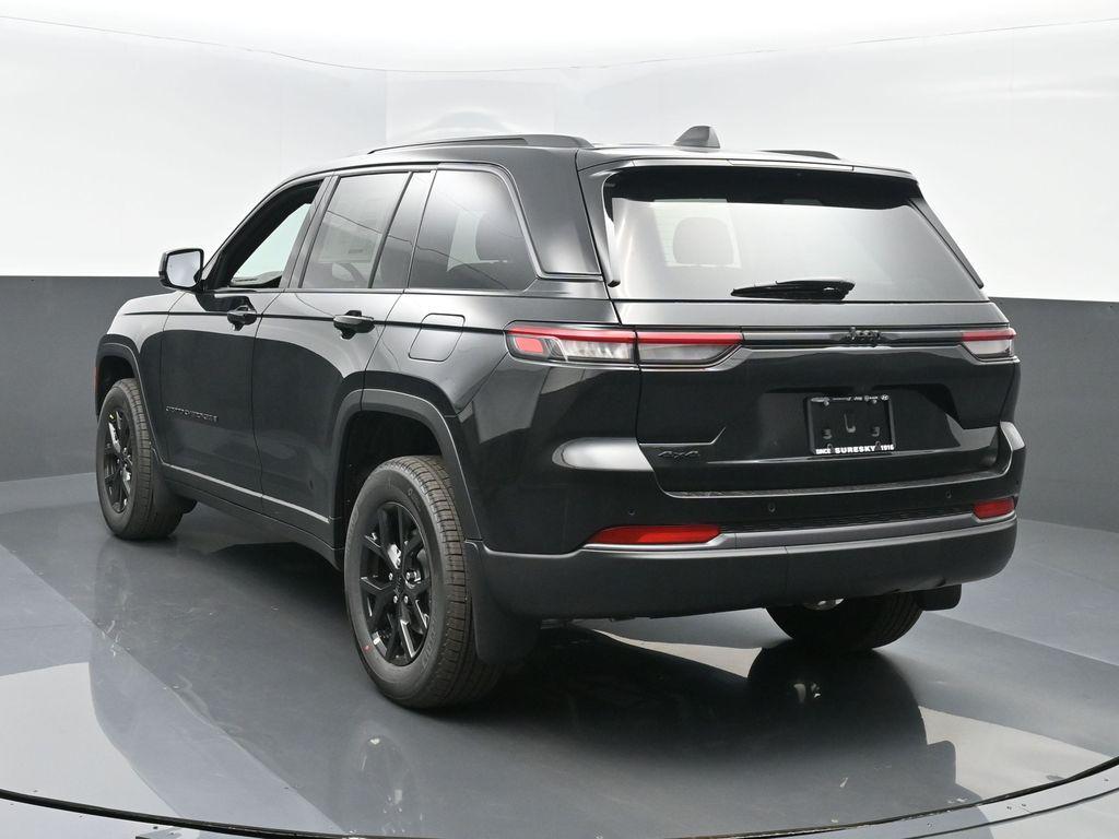 new 2026 Jeep Grand Cherokee car, priced at $45,145