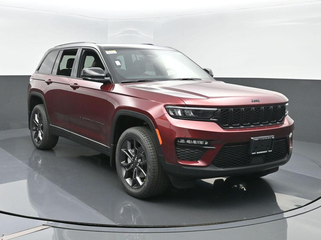 new 2025 Jeep Grand Cherokee car, priced at $48,410