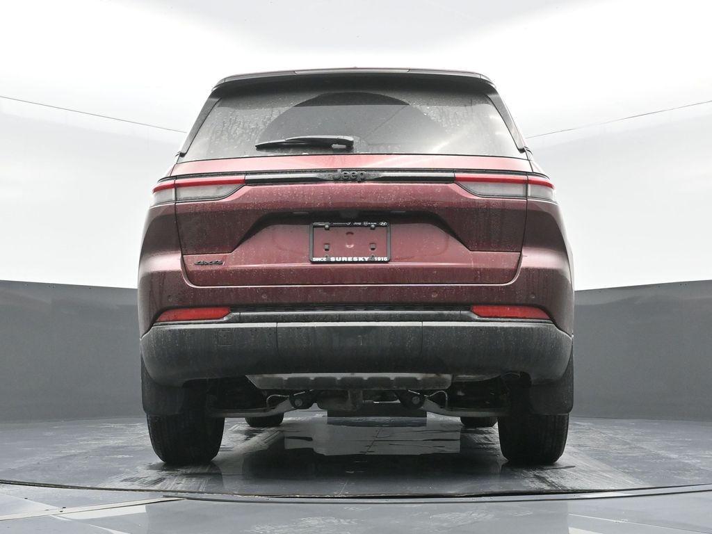 new 2025 Jeep Grand Cherokee car, priced at $42,005