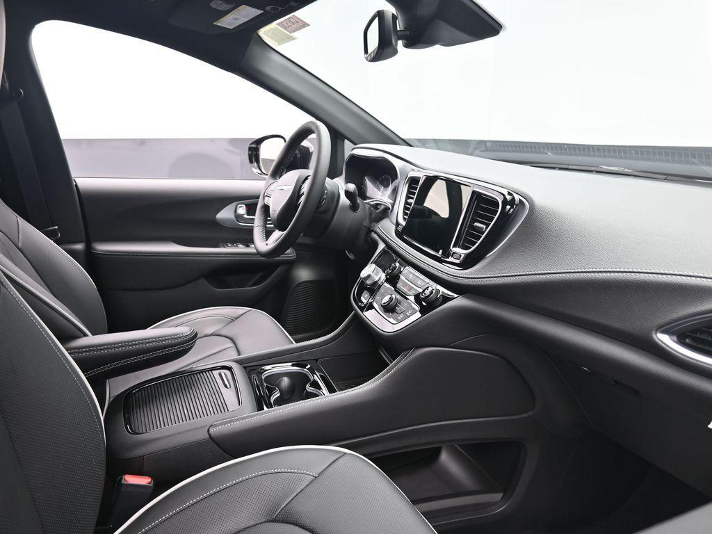 new 2026 Chrysler Pacifica car, priced at $50,315