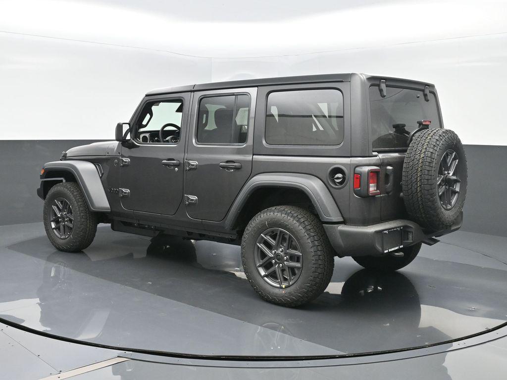 new 2026 Jeep Wrangler car, priced at $48,585