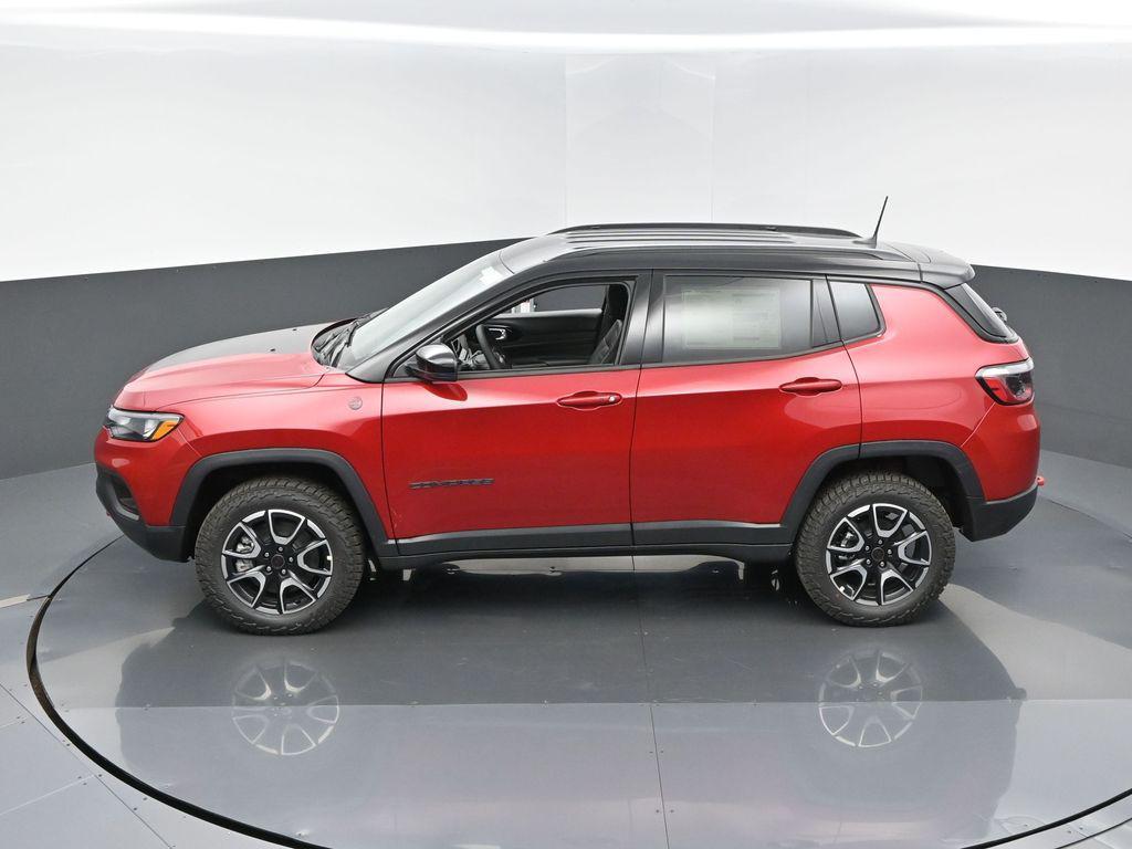 new 2026 Jeep Compass car, priced at $34,390