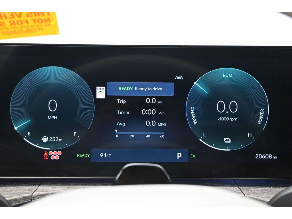 used 2024 Hyundai Santa Fe car, priced at $36,500