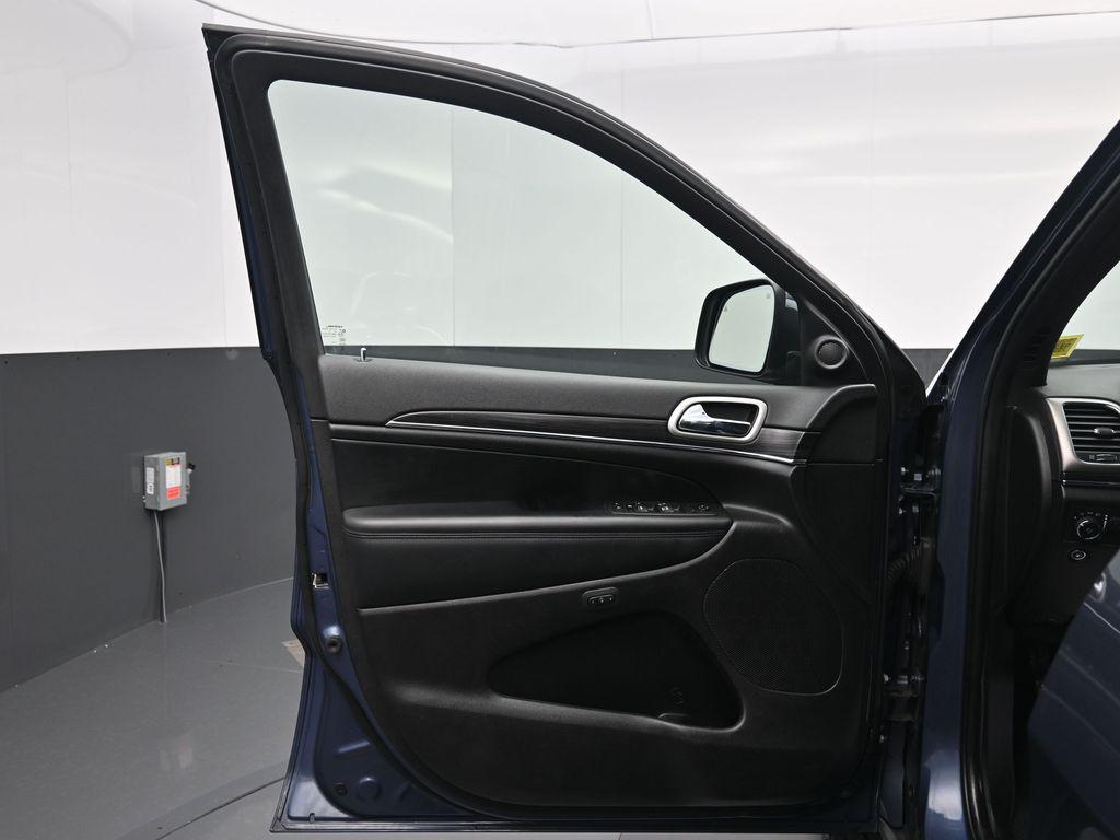 used 2021 Jeep Grand Cherokee car, priced at $22,650