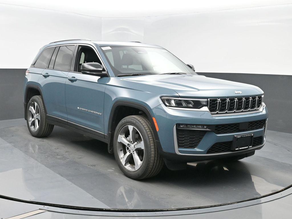 new 2026 Jeep Grand Cherokee car, priced at $49,930