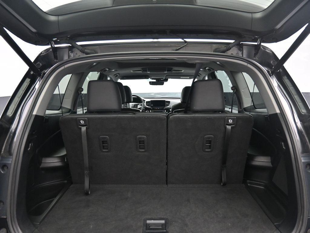 used 2021 Honda Pilot car, priced at $25,250