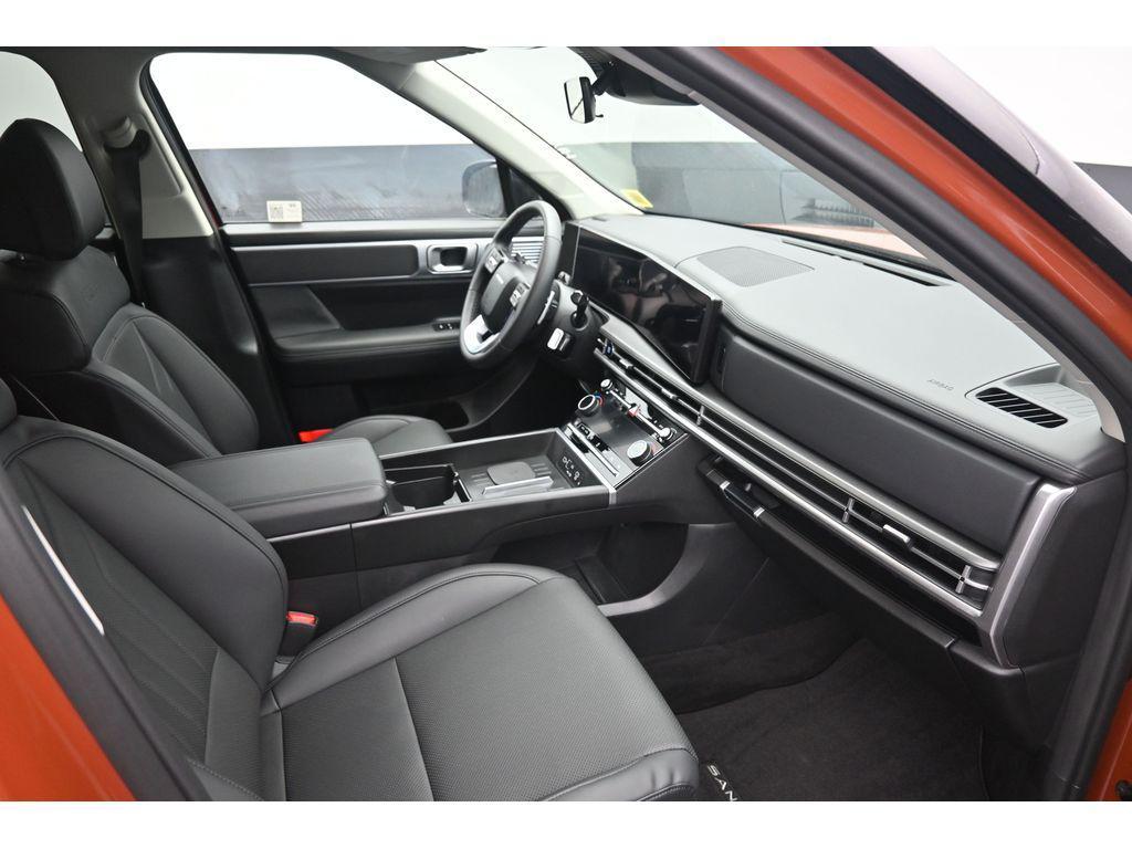 used 2025 Hyundai Santa Fe car, priced at $35,300