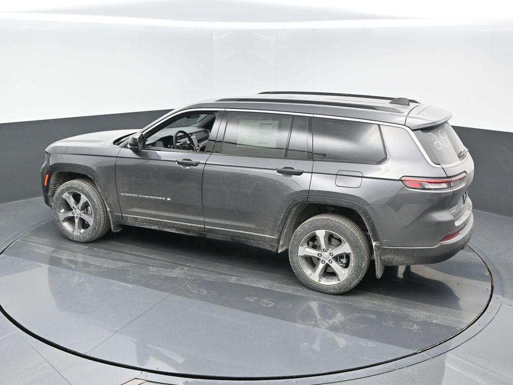 new 2026 Jeep Grand Cherokee L car, priced at $52,525