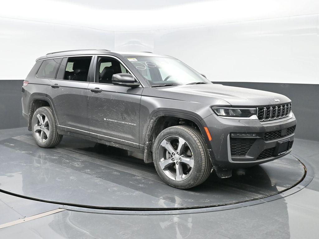 new 2026 Jeep Grand Cherokee L car, priced at $52,525