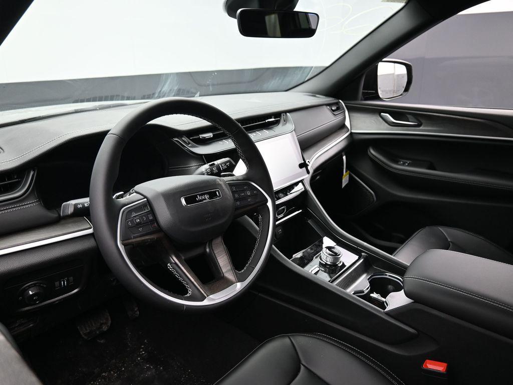 new 2026 Jeep Grand Cherokee L car, priced at $52,105