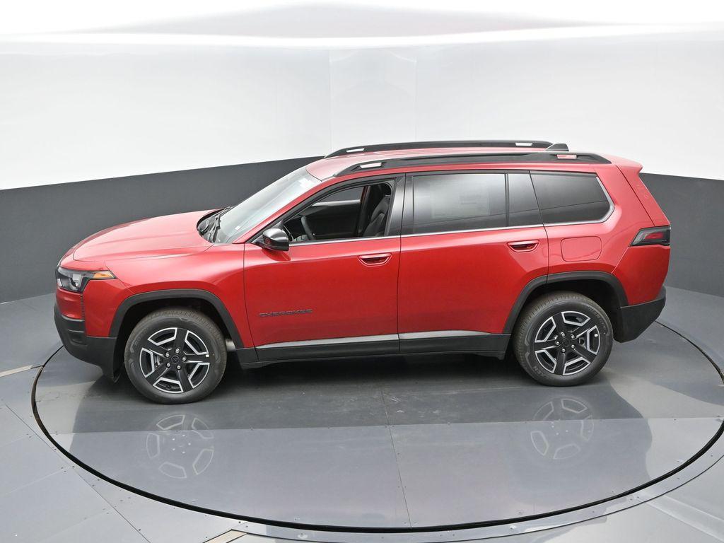 new 2026 Jeep Cherokee car, priced at $39,670