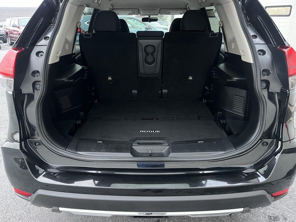 used 2017 Nissan Rogue car, priced at $17,797