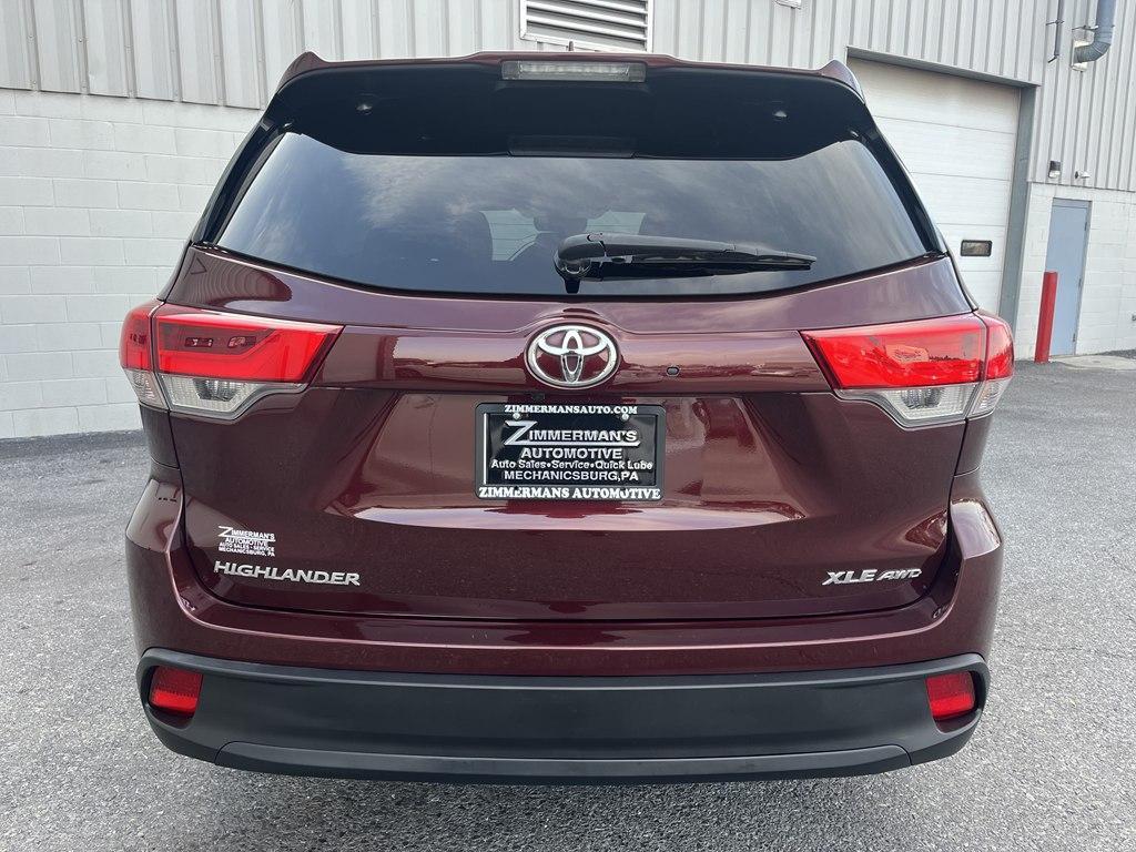 used 2019 Toyota Highlander car, priced at $23,995
