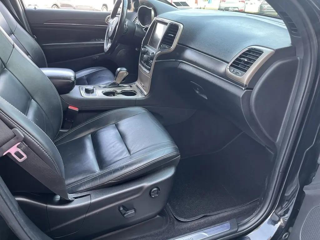 used 2017 Jeep Grand Cherokee car, priced at $16,997