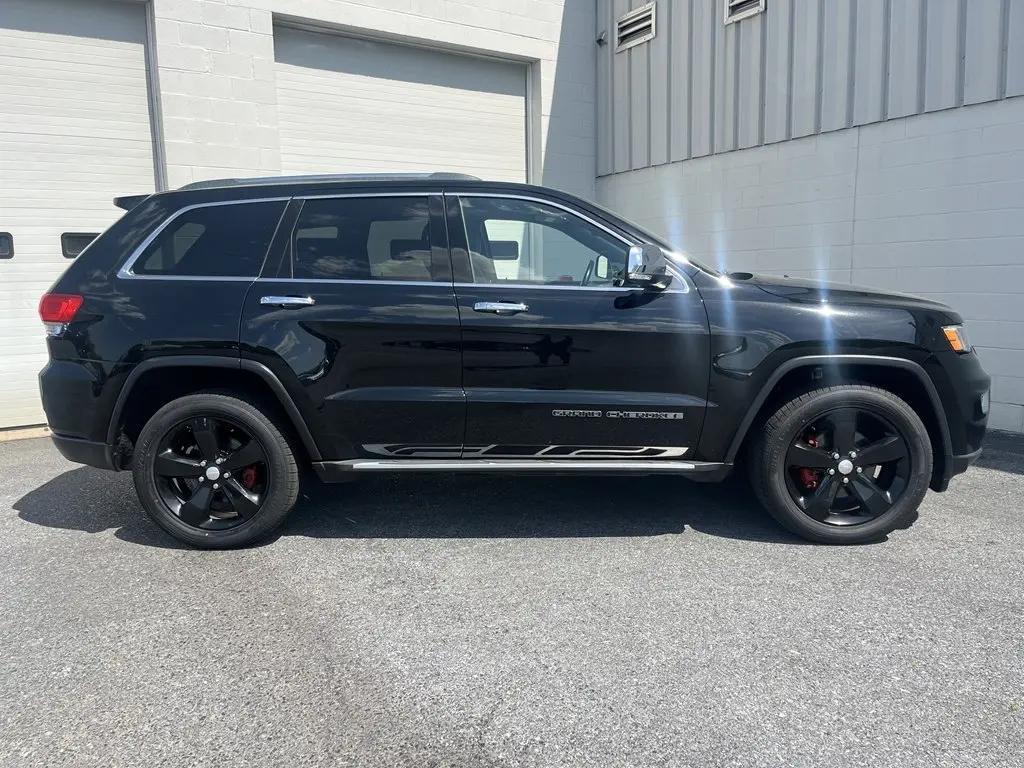 used 2017 Jeep Grand Cherokee car, priced at $16,997
