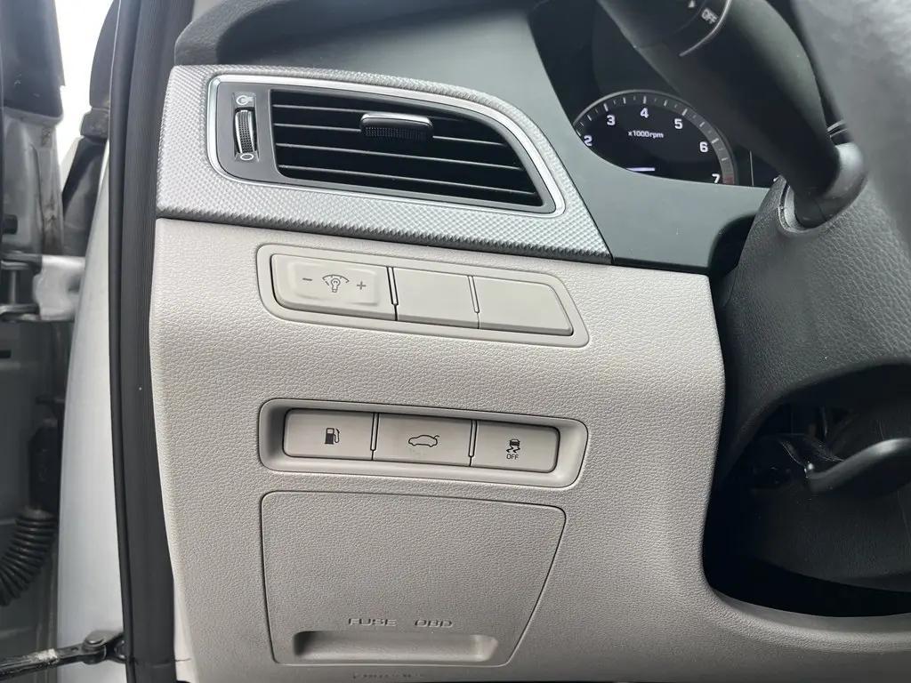 used 2015 Hyundai Sonata car, priced at $13,777