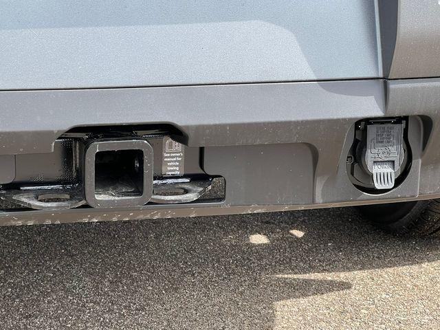 new 2026 Nissan Pathfinder car, priced at $49,847