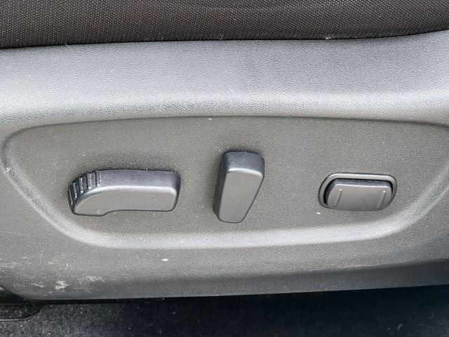 used 2018 Nissan Rogue car, priced at $17,992