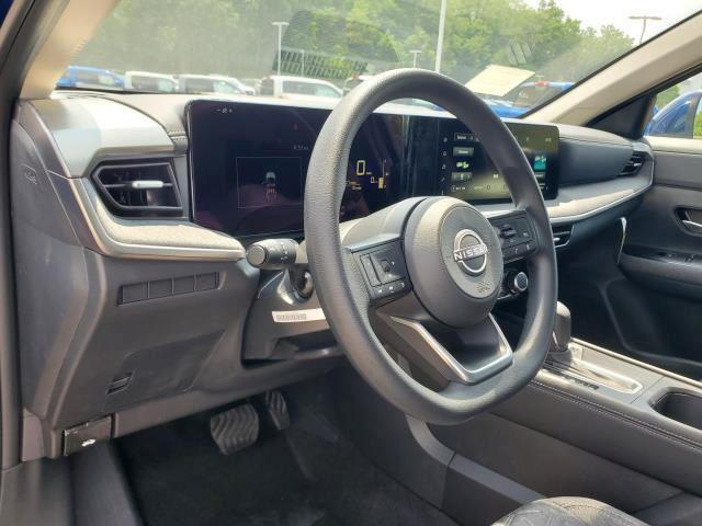 new 2025 Nissan Kicks car, priced at $28,034