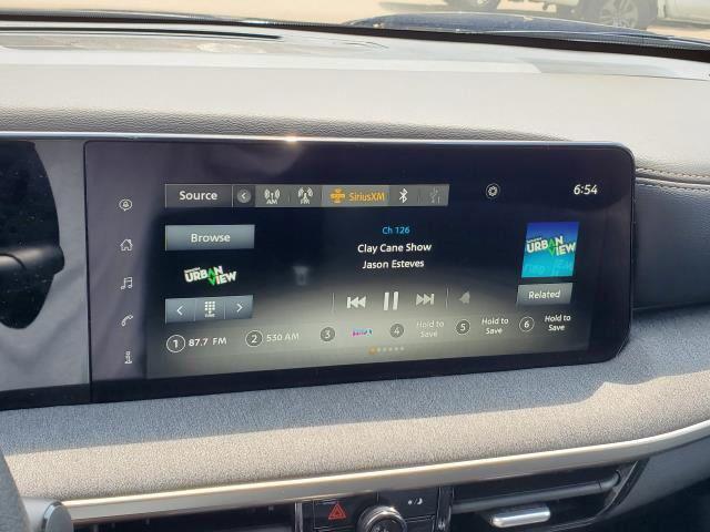 new 2025 Nissan Kicks car, priced at $28,034