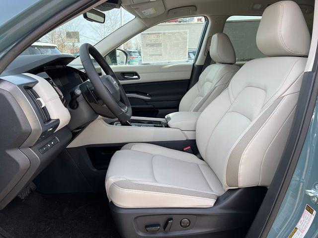 new 2026 Nissan Pathfinder car, priced at $43,081