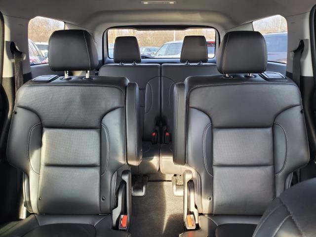 used 2023 GMC Acadia car, priced at $22,989