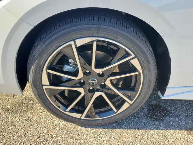 new 2025 Nissan Sentra car, priced at $24,468