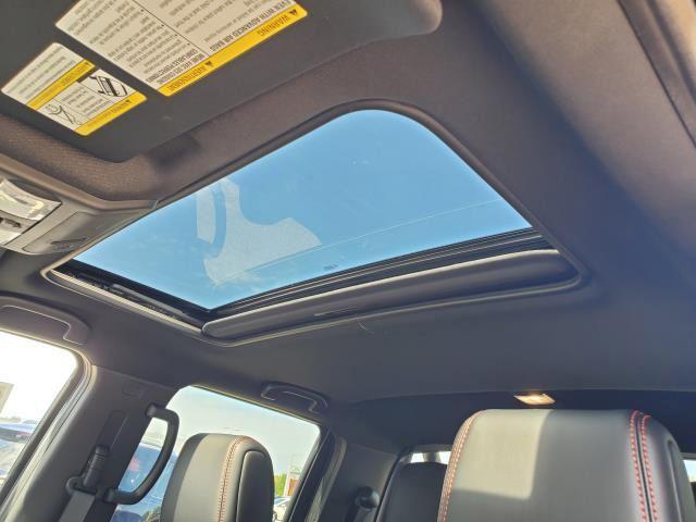 new 2025 Nissan Frontier car, priced at $44,992