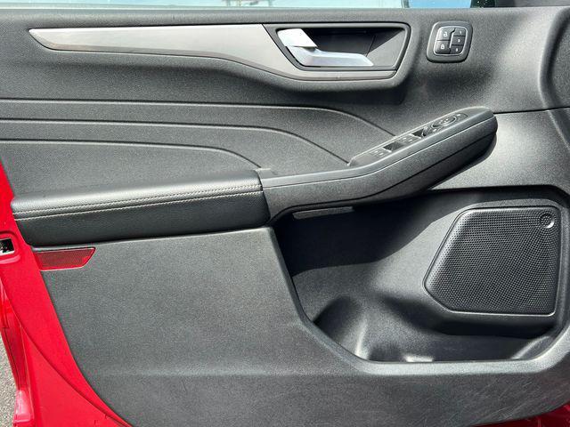 used 2022 Ford Escape car, priced at $20,725