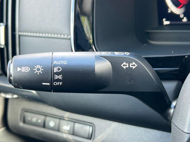new 2026 Nissan Pathfinder car, priced at $41,581