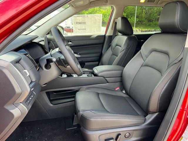 new 2026 Nissan Pathfinder car, priced at $41,581
