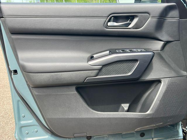new 2026 Nissan Pathfinder car, priced at $42,038