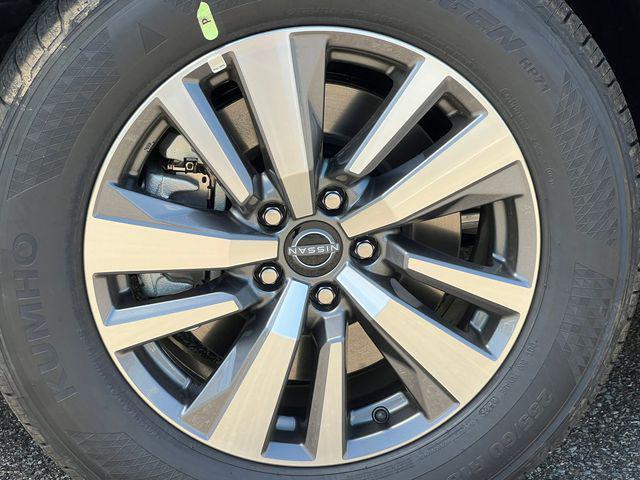 new 2026 Nissan Pathfinder car, priced at $42,038