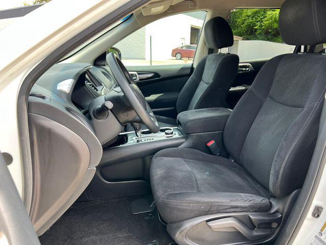 used 2015 Nissan Pathfinder car, priced at $10,995